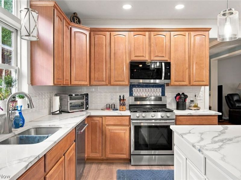 9192 Stonebriar Lane, North Ridgeville, OH 44039 Photo 14