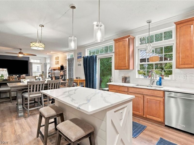 9192 Stonebriar Lane, North Ridgeville, OH 44039 Photo 16