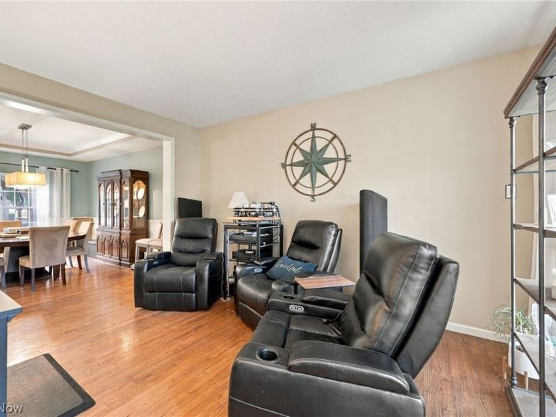 9192 Stonebriar Lane, North Ridgeville, OH 44039 Photo 7