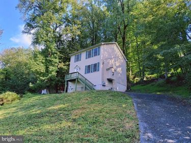 490 SPLIT RAIL ROAD, FRONT ROYAL, VA 22630