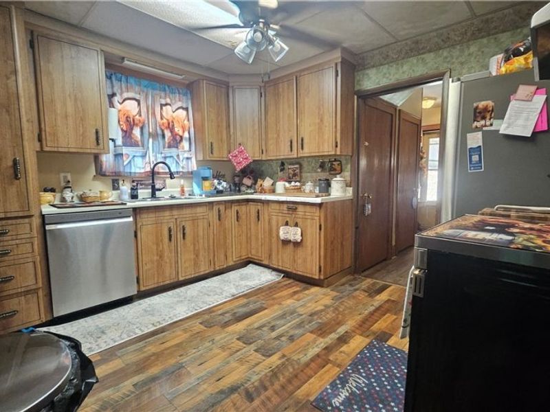 839 W Vine Street, Martins Ferry, OH 43935 Photo 16