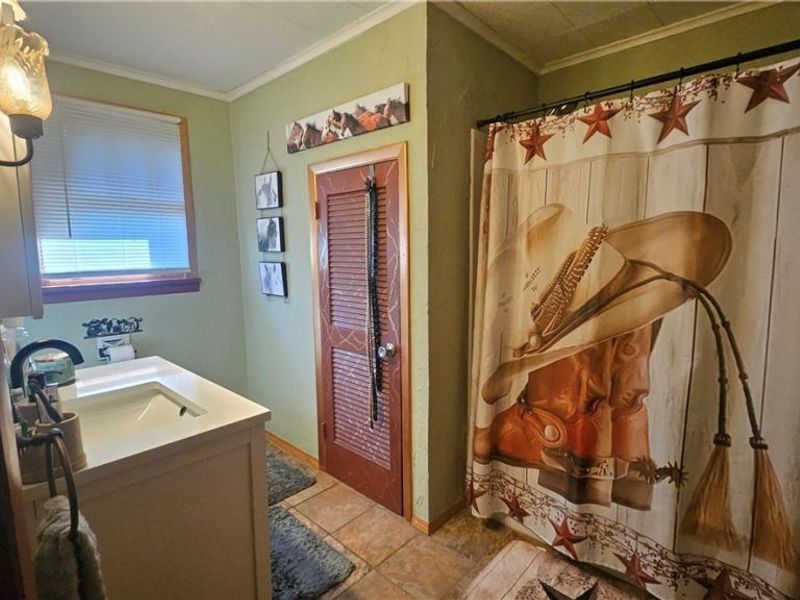 839 W Vine Street, Martins Ferry, OH 43935 Photo 24