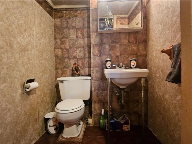 839 W Vine Street, Martins Ferry, OH 43935 Photo 35
