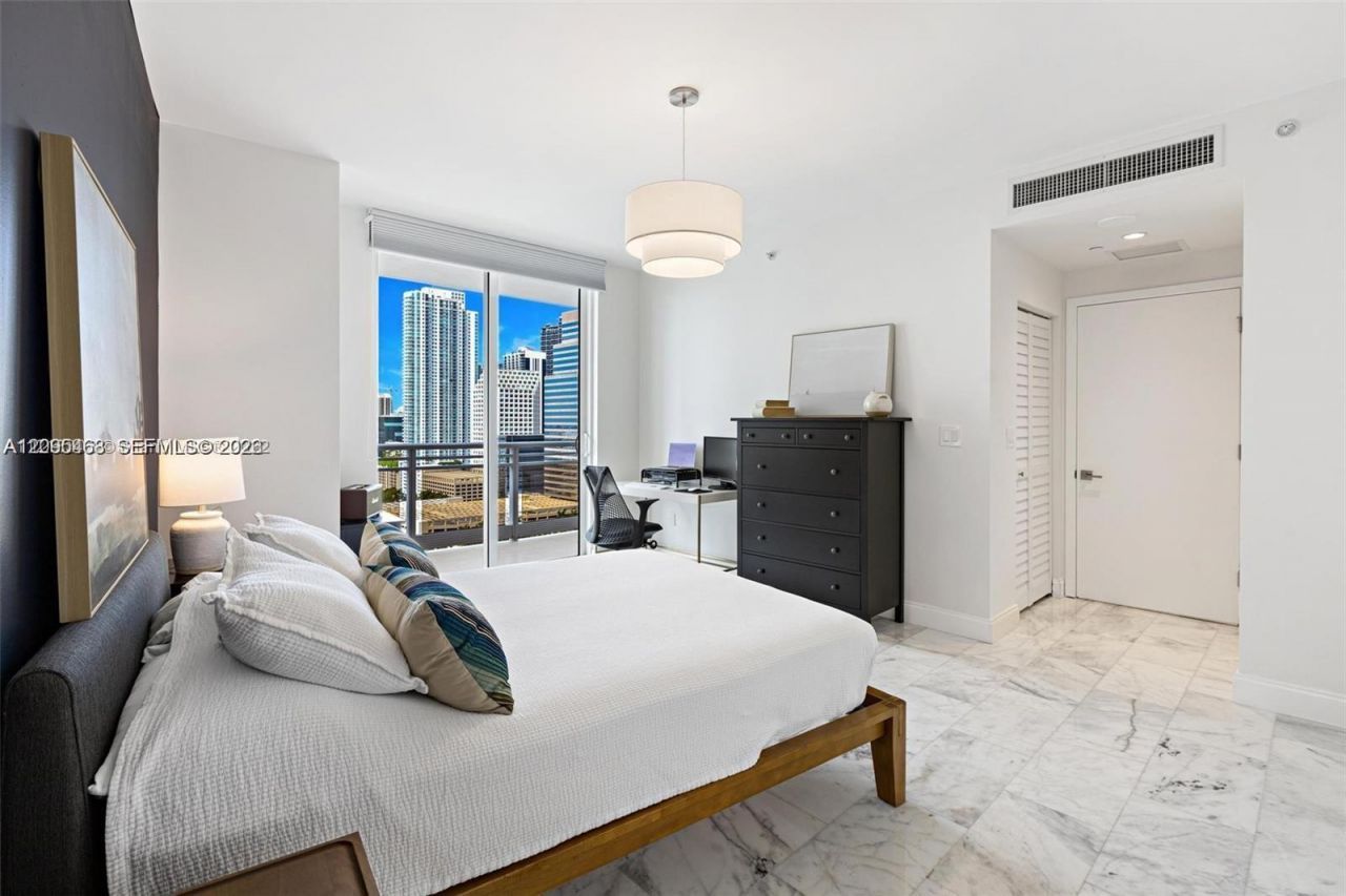 901 Brickell Key Blvd , Unit 2401, Miami, FL 33131 Photo