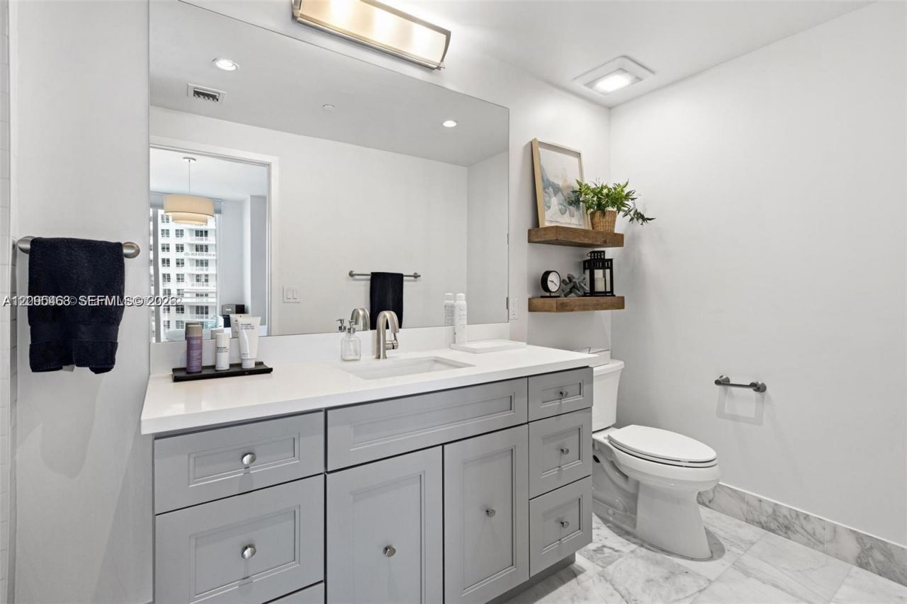901 Brickell Key Blvd , Unit 2401, Miami, FL 33131 Photo