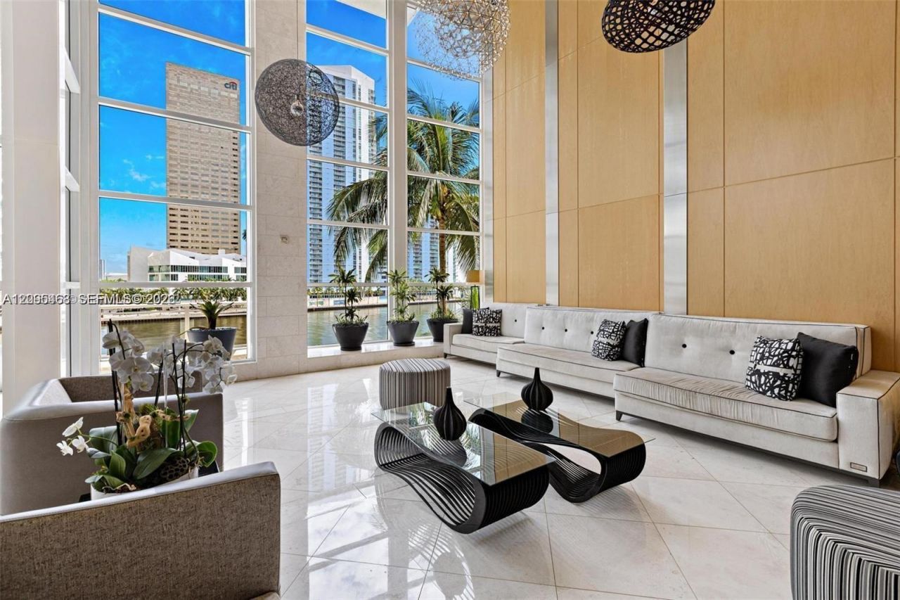 901 Brickell Key Blvd , Unit 2401, Miami, FL 33131 Photo