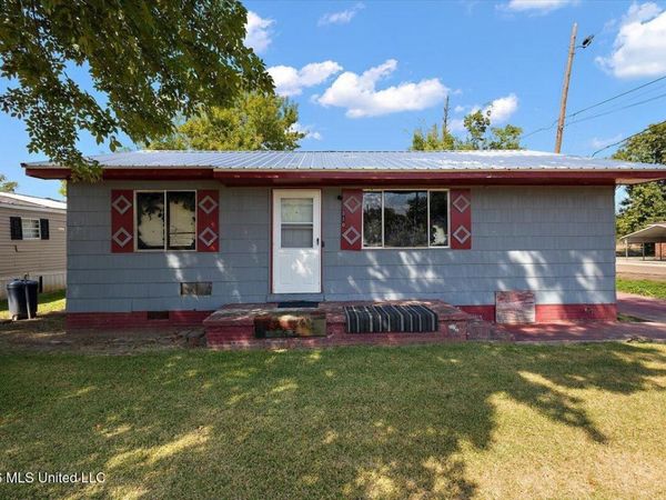 310 W 6th Street, Yazoo City, MS 39194