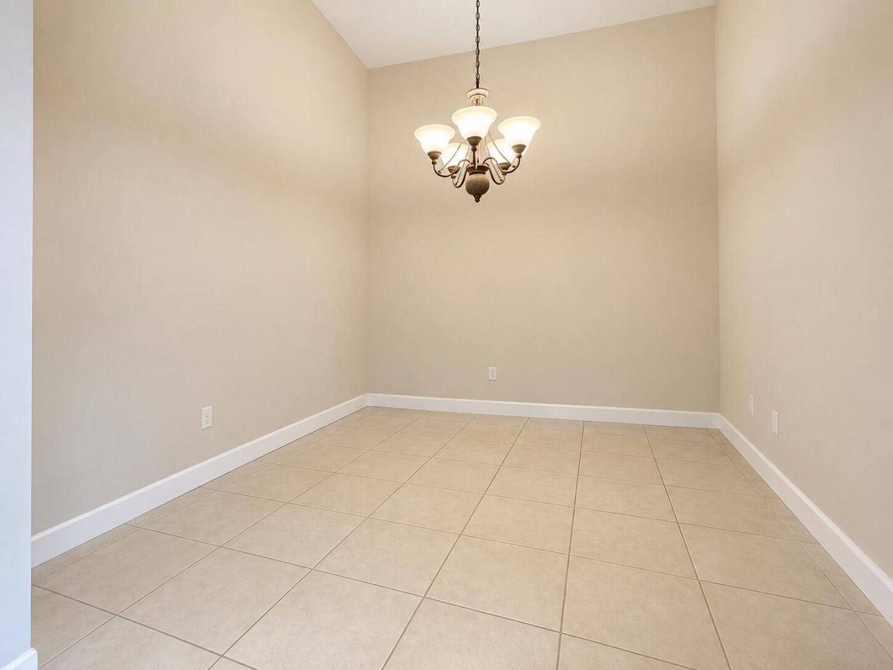 2405 Windjammer Way, West Palm Beach, FL 33411 Photo