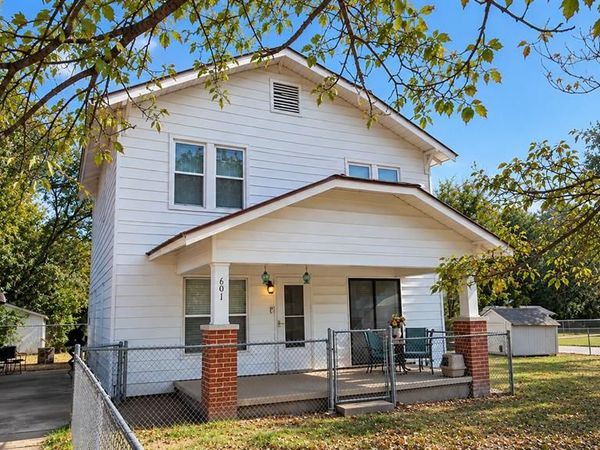 601 N Burgess Street, Holdenville, OK 74848