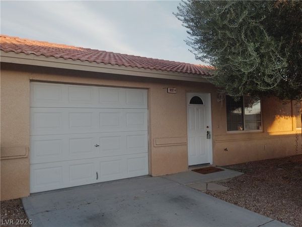 1051 Potro Avenue , Unit B, Pahrump, NV 89048