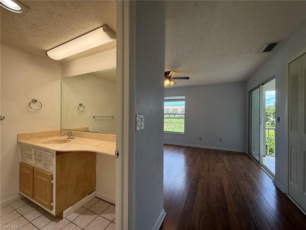 16251 Dublin Cir , Unit 204, Fort Myers, FL 33908 Photo