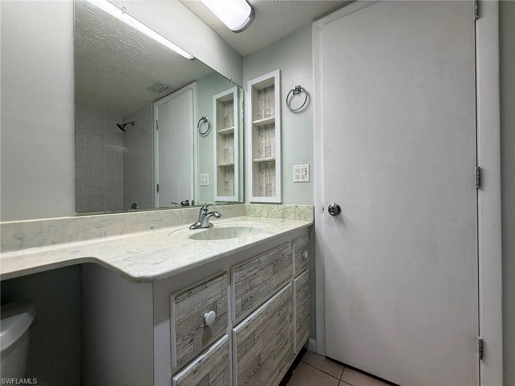 16251 Dublin Cir , Unit 204, Fort Myers, FL 33908 Photo