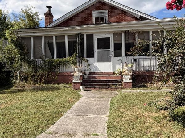 1717 Henrietta Ave, Knoxville, TN 37915