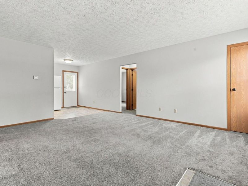 8847 Hornsea Drive, Powell, OH 43065 Photo 4