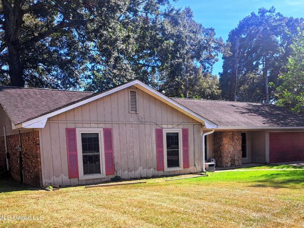 176 Crossover Drive, Brandon, MS 39042