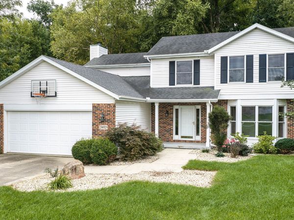 3477 Sunset Drive , Spring Valley, IL 61362