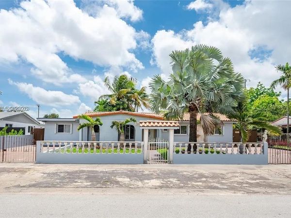 11950 SW 182nd Ter , Miami, FL 33177