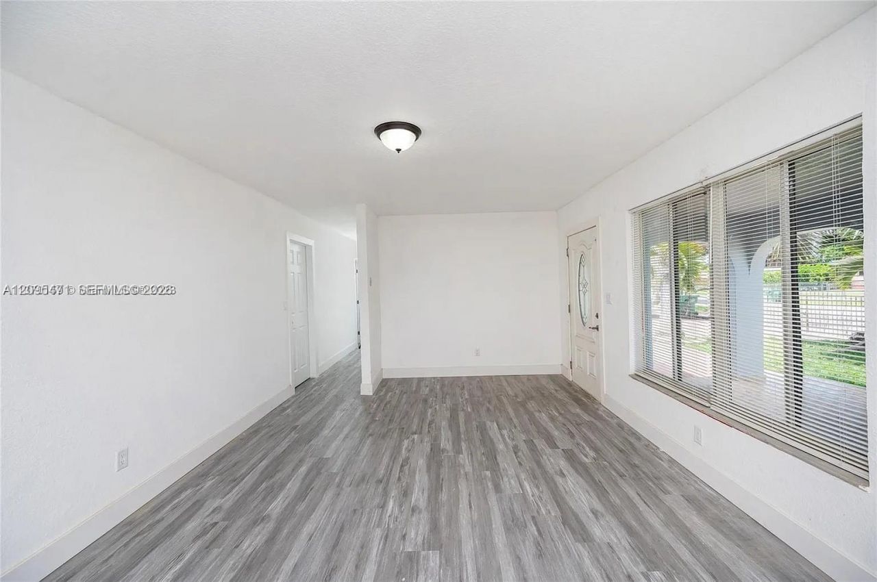 11950 SW 182nd Ter , Miami, FL 33177 Photo