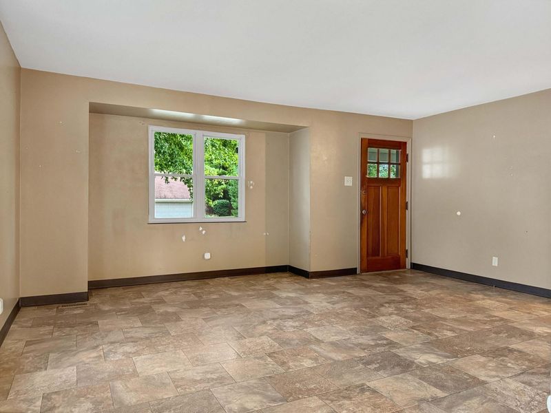 365 Henry Street, Urbana, OH 43078 Photo 10