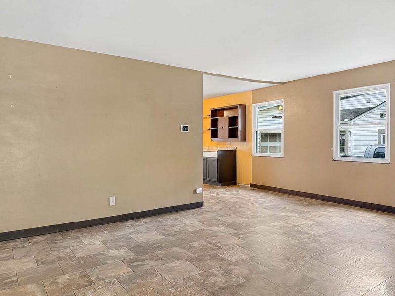 365 Henry Street, Urbana, OH 43078 Photo 12