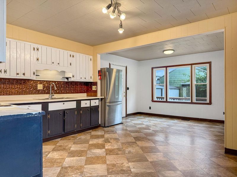 365 Henry Street, Urbana, OH 43078 Photo 13