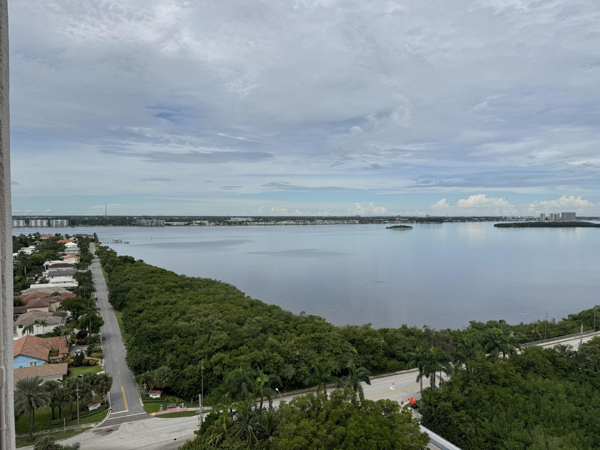 4200 N Ocean Drive, Unit 2-1705, Singer Island, FL 33404 Photo