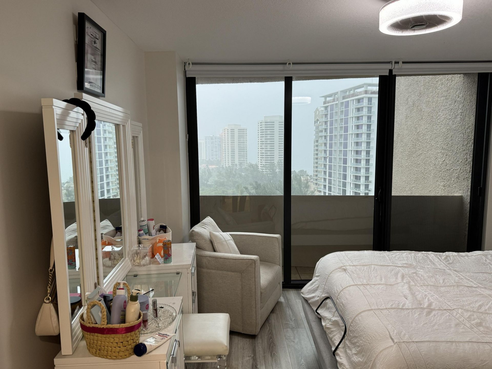 4200 N Ocean Drive, Unit 2-1705, Singer Island, FL 33404 Photo