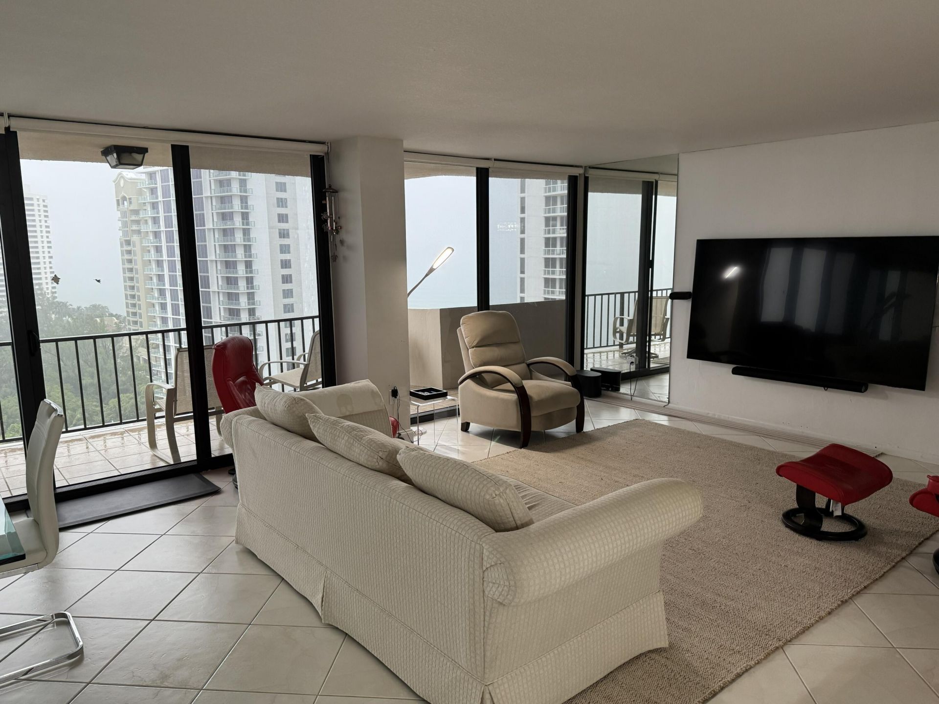 4200 N Ocean Drive, Unit 2-1705, Singer Island, FL 33404 Photo