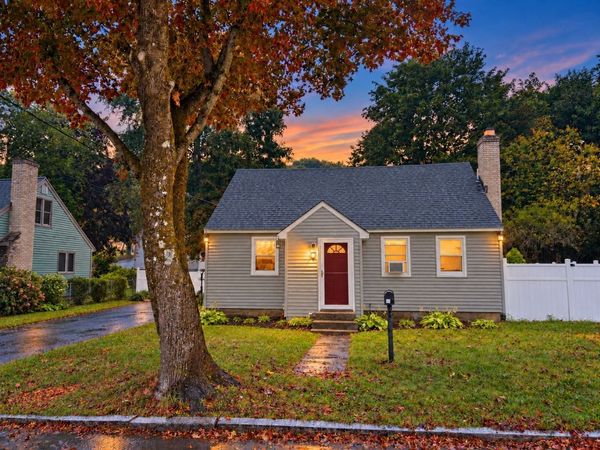 30 Amesbury St, Worcester, MA 01605