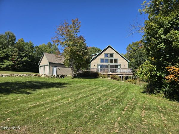 8 Abby Lane, North Creek, NY 12853