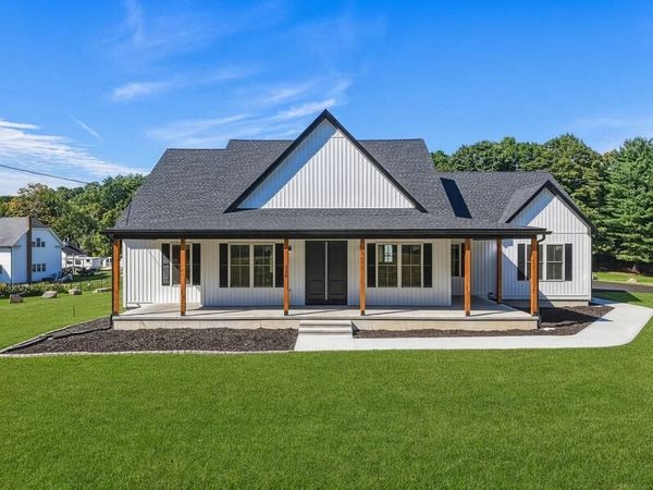 2238 Baptist Hill Rd, Palmer, MA 01069