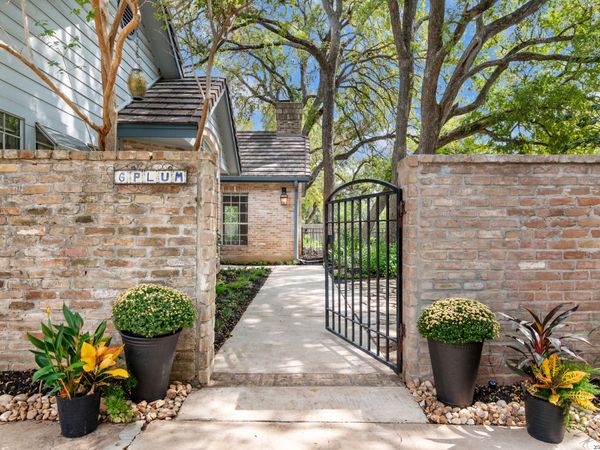 6 PLUM LN, San Antonio, TX 78218