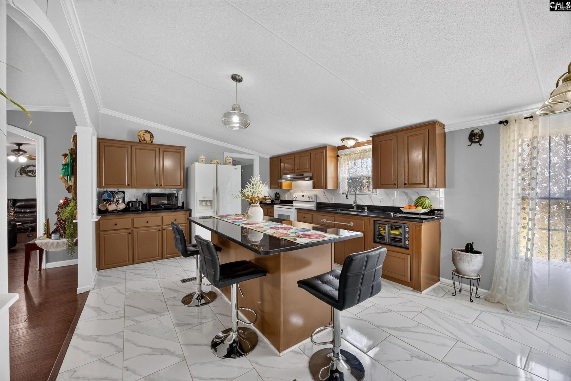 300 Doe Trail Court  Photo 5