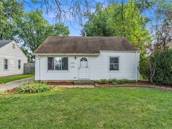 15701 Leigh Ellen Avenue, Cleveland, OH 44135