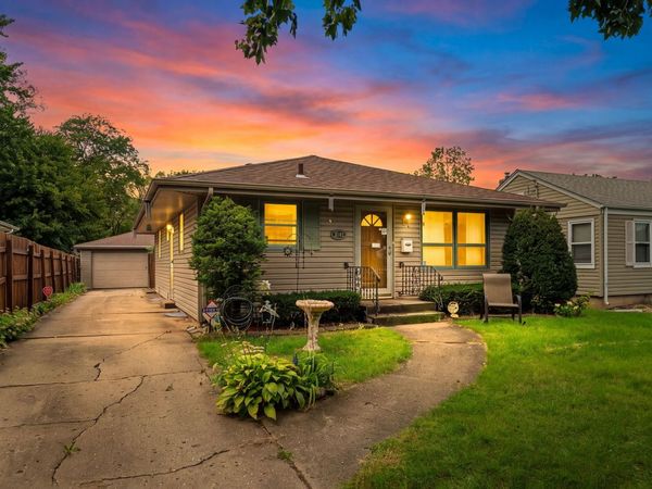 3042 Huffman Boulevard , Rockford, IL 61103