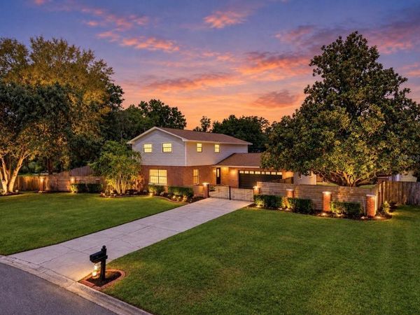 2818 SPRINGDELL CIRCLE , VALRICO, FL 33596