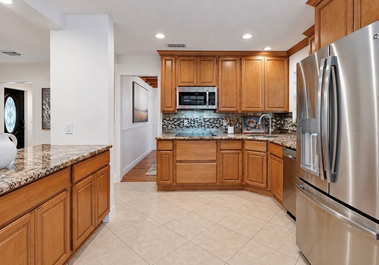 2818 Springdell Circle , Valrico, FL 33596 Photo