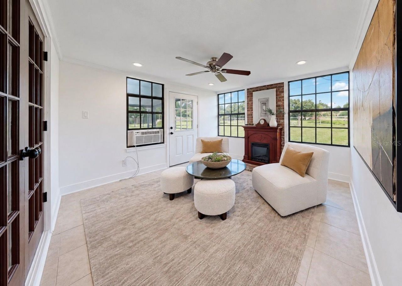 2818 Springdell Circle , Valrico, FL 33596 Photo