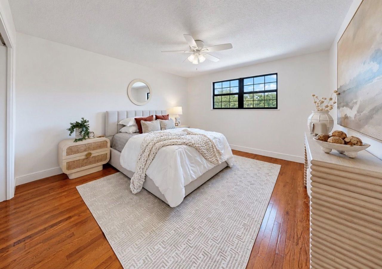 2818 Springdell Circle , Valrico, FL 33596 Photo