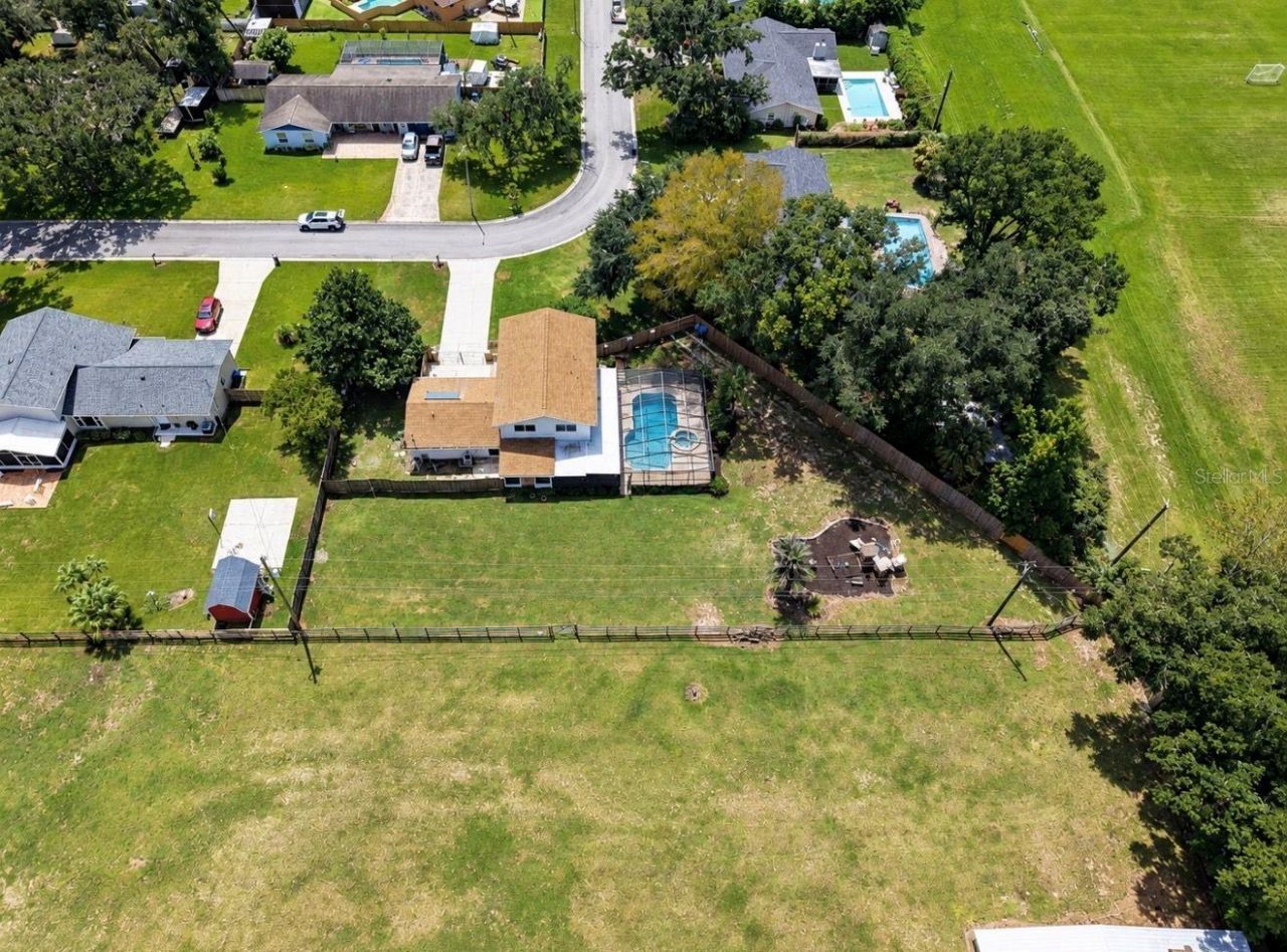 2818 Springdell Circle , Valrico, FL 33596 Photo
