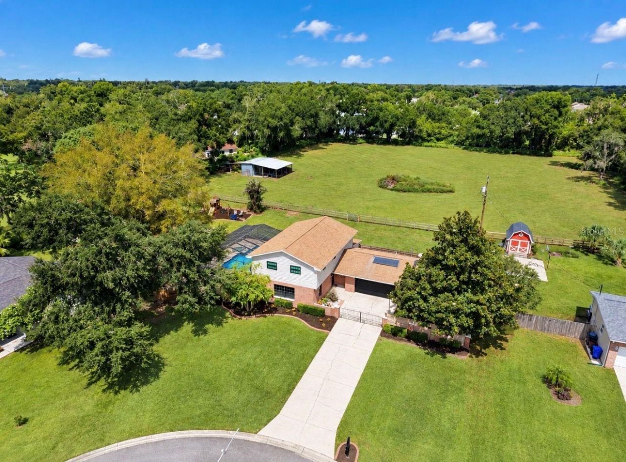 2818 Springdell Circle , Valrico, FL 33596 Photo