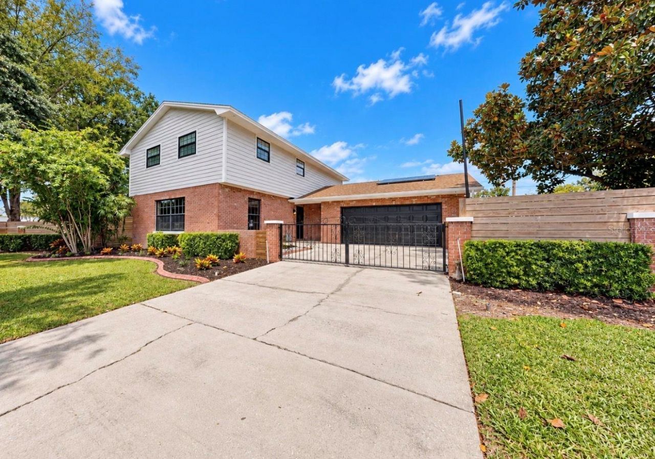 2818 Springdell Circle , Valrico, FL 33596 Photo