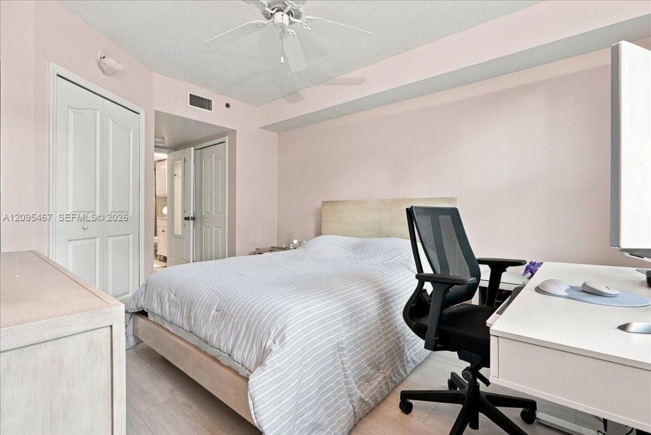 2665 SW 37th Ave , Unit 211, Miami, FL 33133 Photo