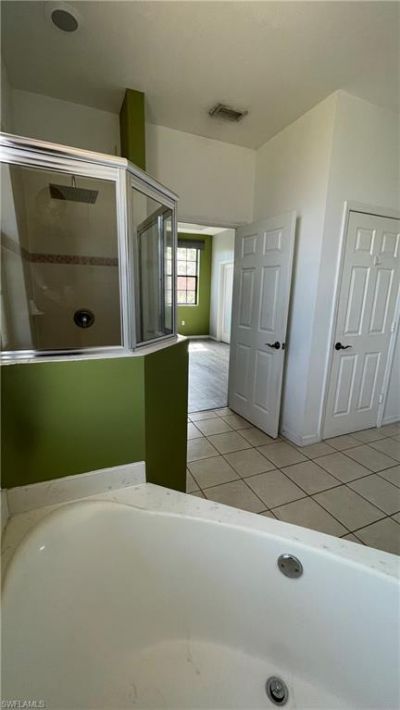 7385 Bristol Cir , Naples, FL 34120 Photo