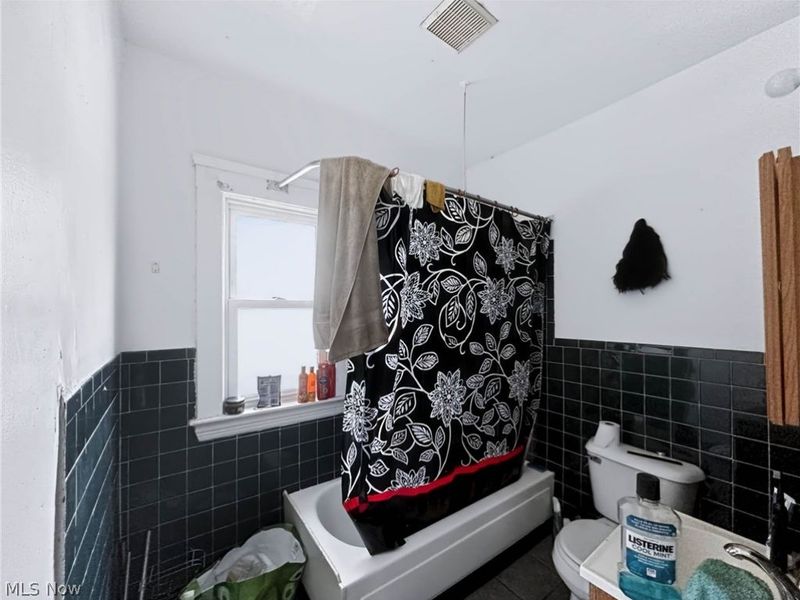 10001 Stoughton Avenue, Cleveland, OH 44104 Photo 19