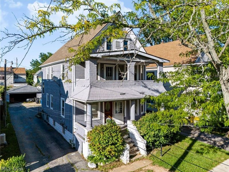 10001 Stoughton Avenue, Cleveland, OH 44104 Photo 2