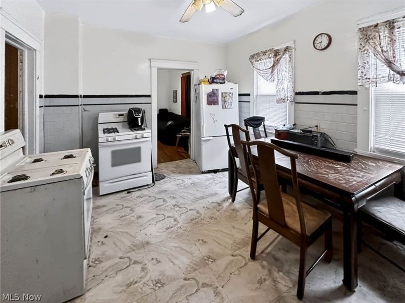 10001 Stoughton Avenue, Cleveland, OH 44104 Photo 28