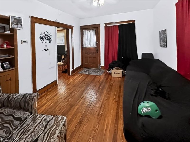 10001 Stoughton Avenue, Cleveland, OH 44104 Photo 33