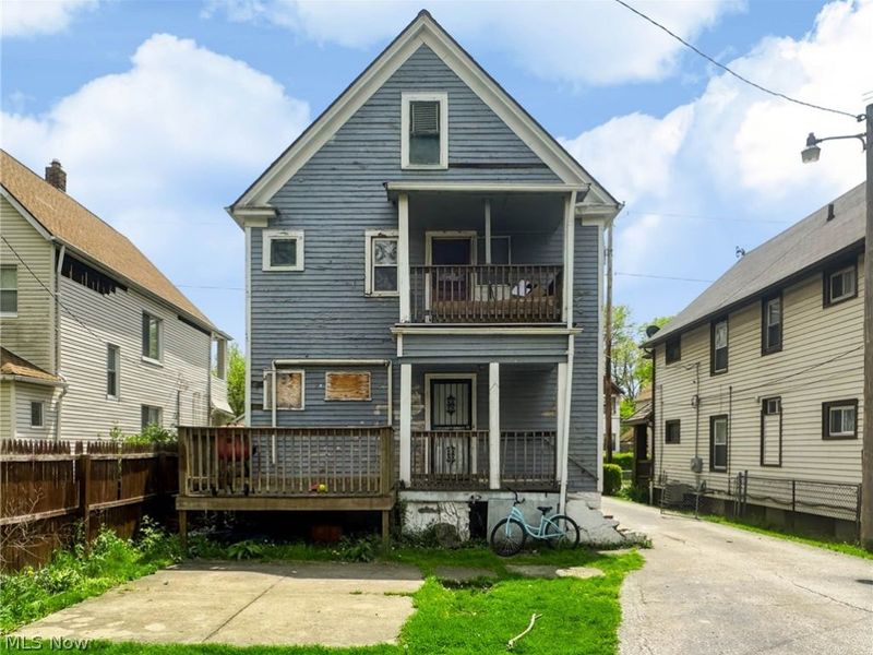 10001 Stoughton Avenue, Cleveland, OH 44104 Photo 37