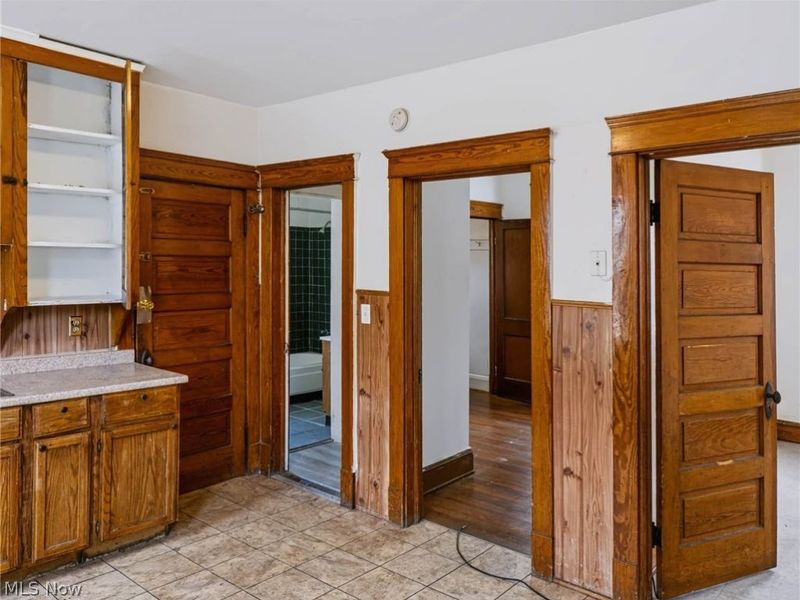 10001 Stoughton Avenue, Cleveland, OH 44104 Photo 5